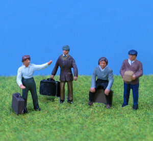 People with Luggage (x4)