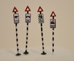 Vintage Traffic Signs (x4)