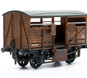 C039 Cattle wagon Dapol